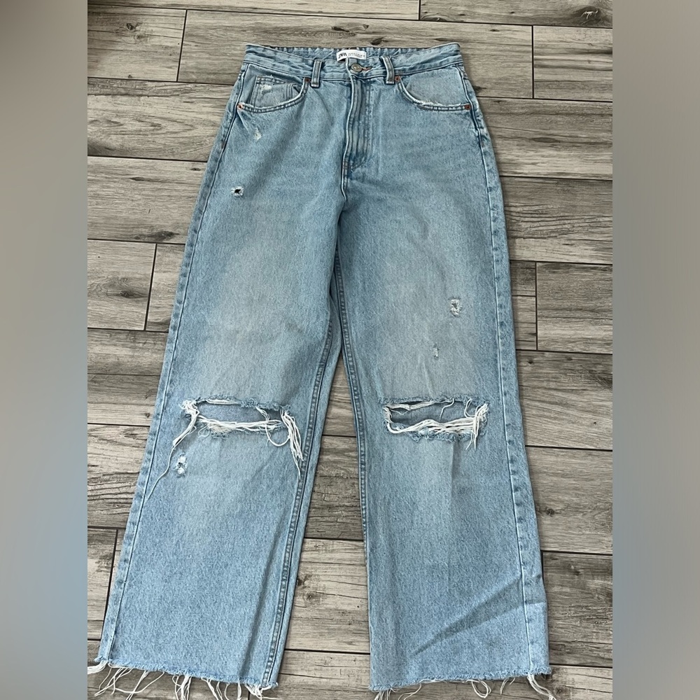 Zara high waisted wide leg jeans size 6